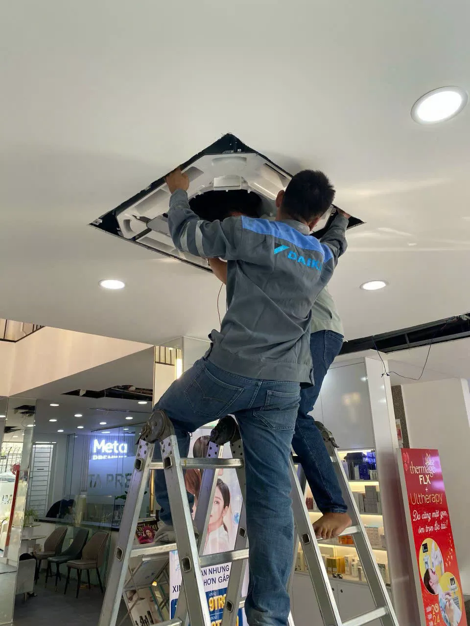 Nhà thầu thi công máy lạnh âm trần Daikin uy tín tại Gò Vấp
